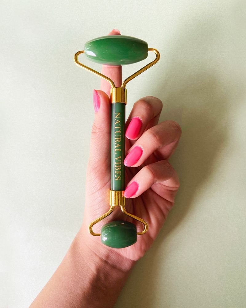 Jade Face Massage Roller with Gold Beauty Elixir Oil (3 ml) ( Full Size )