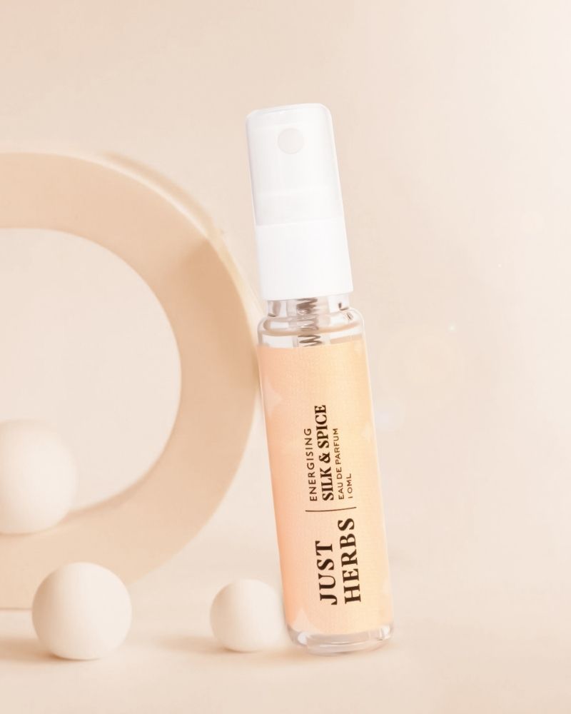 Just Herbs Energizing Silk and Spice Eau De Parfum ( 10 ml ) ( Mini / Small Pack / Sample ) (Copy)